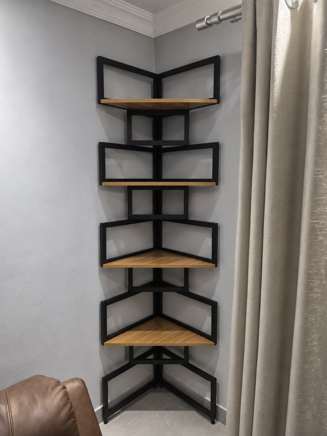 Wall mounted corner shelving